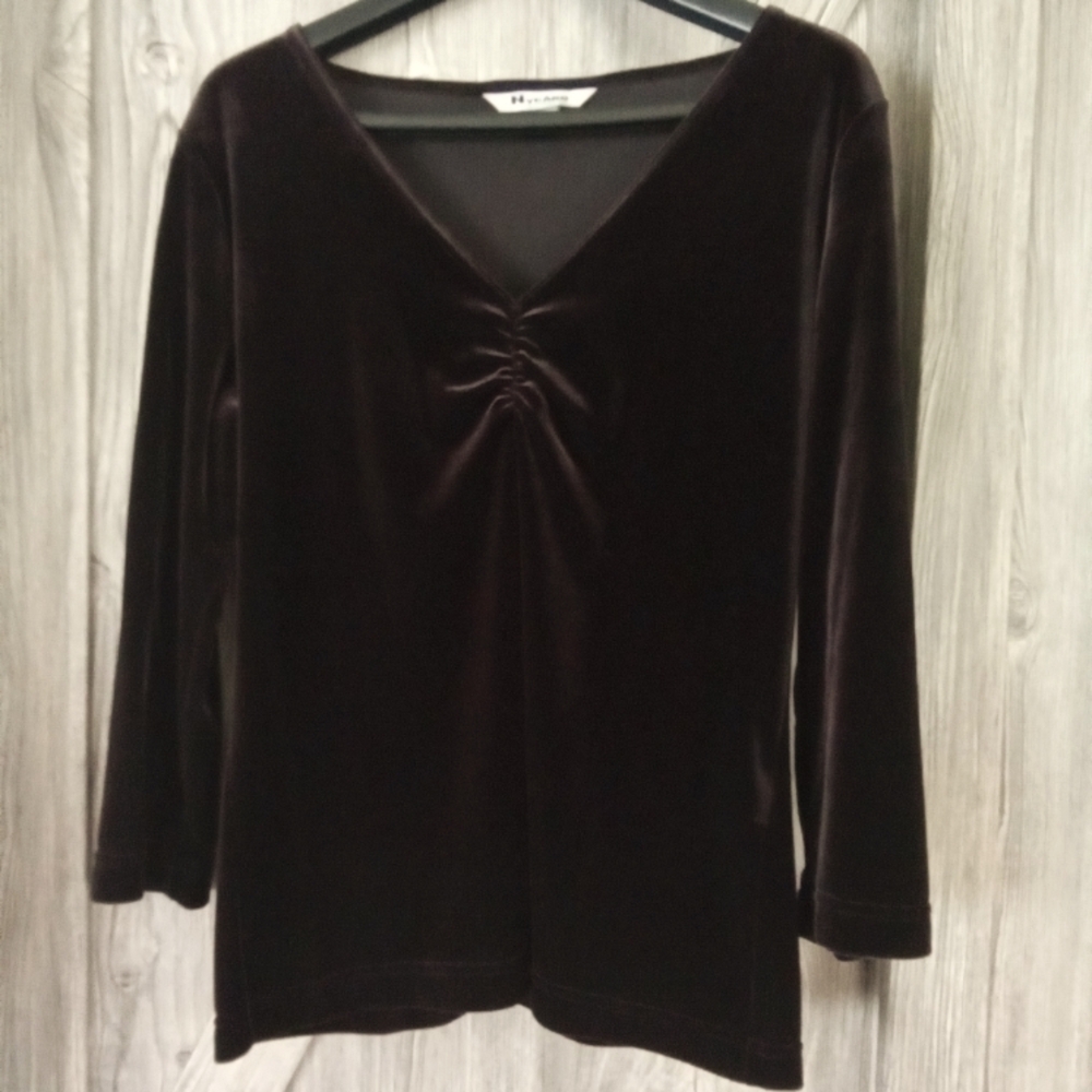 Nygard Collection Brown Stretch Velvet Top M